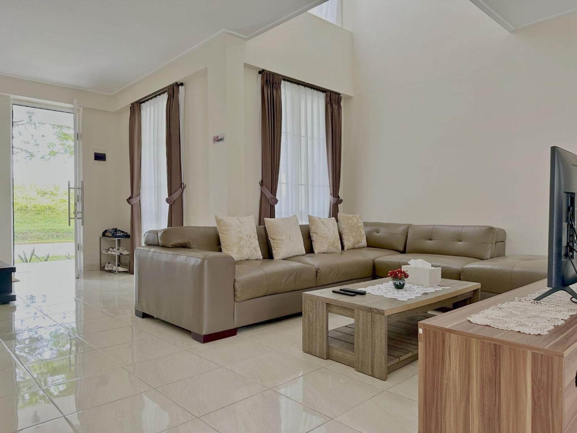 Blessimore Springhill 4Br Palembang Ngoại thất bức ảnh